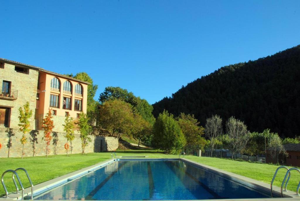 Campalans Hotel Rural Bungalows Mobilhomes Borreda Bagian luar foto