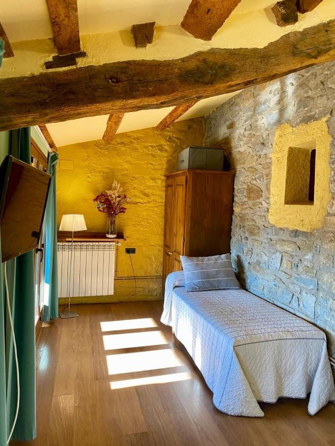 Campalans Hotel Rural Bungalows Mobilhomes Borreda Bagian luar foto