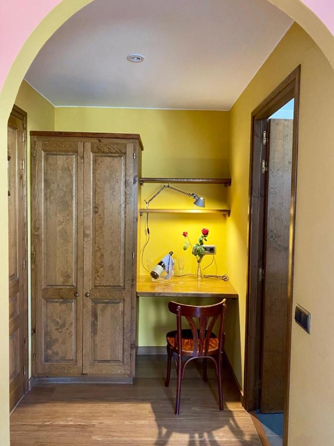 Campalans Hotel Rural Bungalows Mobilhomes Borreda Bagian luar foto