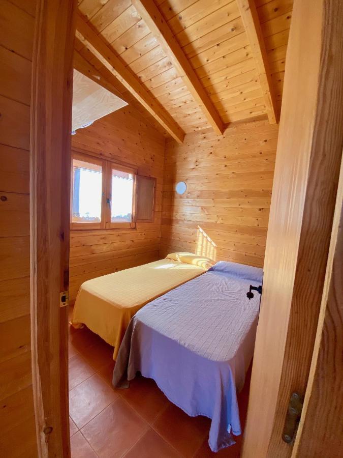 Campalans Hotel Rural Bungalows Mobilhomes Borreda Bagian luar foto